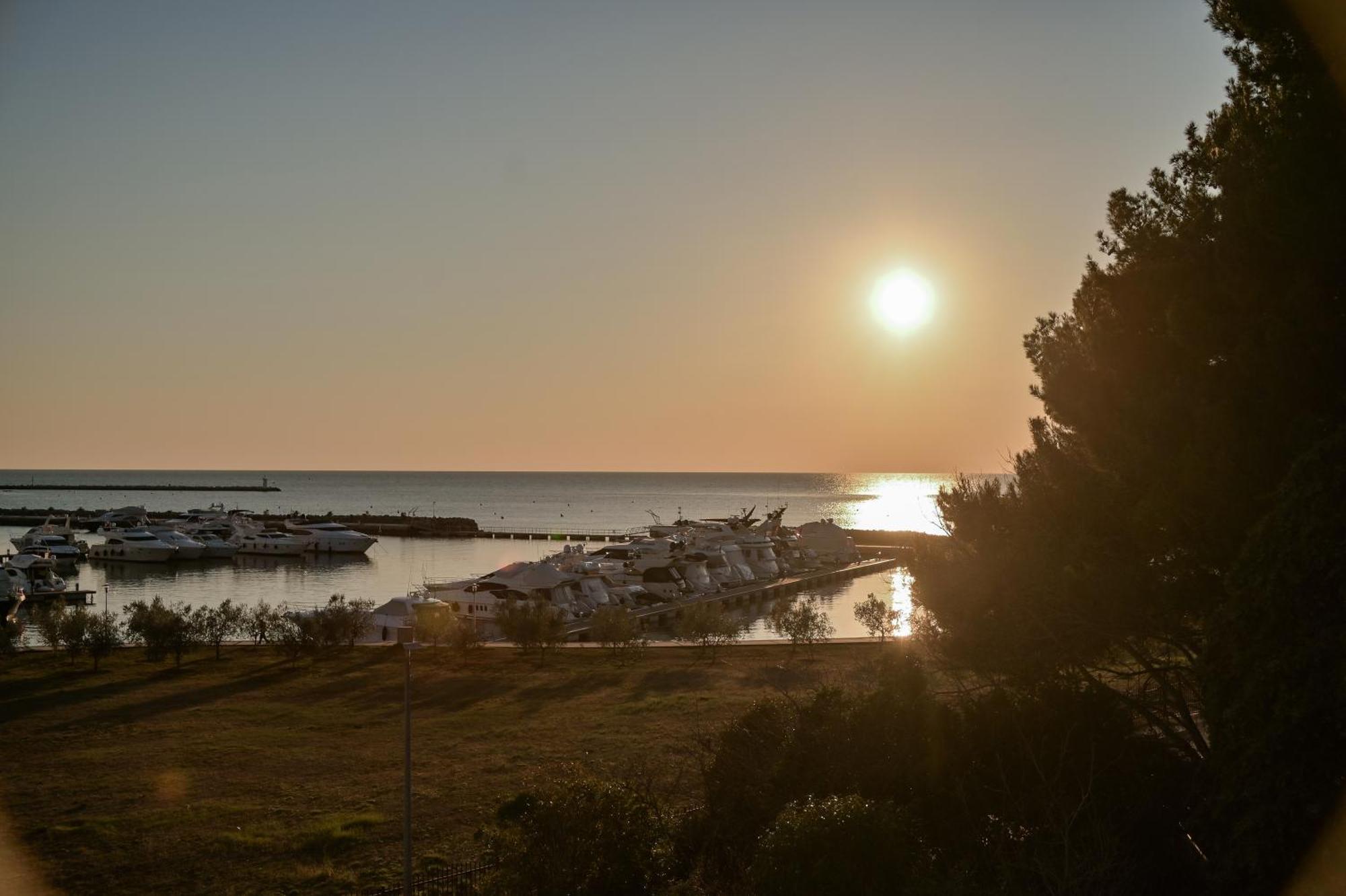 Palazzo Rainis Hotel & Spa - Small Luxury Hotel - Adults Only Novigrad Istria Exterior foto